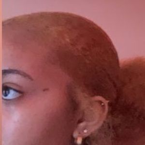 Meet your Posher, Janisa